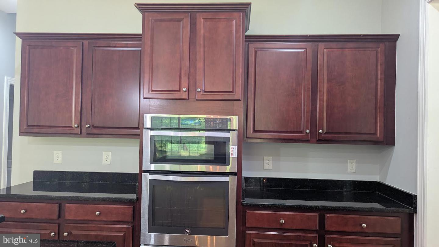 7119 BARRY RD, ALEXANDRIA, Virginia 22315, 6 Bedrooms Bedrooms, ,4 BathroomsBathrooms,Residential,For sale,7119 BARRY RD,VAFX2254496 MLS # VAFX2254496