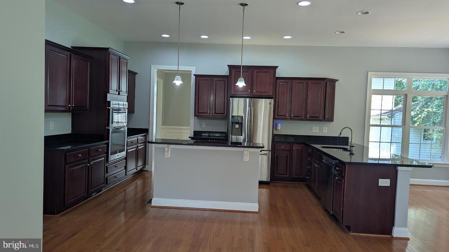 7119 BARRY RD, ALEXANDRIA, Virginia 22315, 6 Bedrooms Bedrooms, ,4 BathroomsBathrooms,Residential,For sale,7119 BARRY RD,VAFX2254496 MLS # VAFX2254496