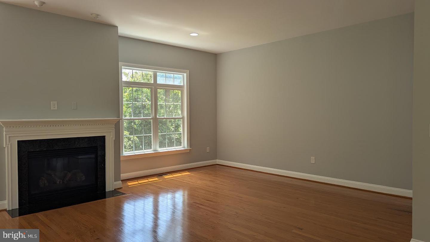 7119 BARRY RD, ALEXANDRIA, Virginia 22315, 6 Bedrooms Bedrooms, ,4 BathroomsBathrooms,Residential,For sale,7119 BARRY RD,VAFX2254496 MLS # VAFX2254496