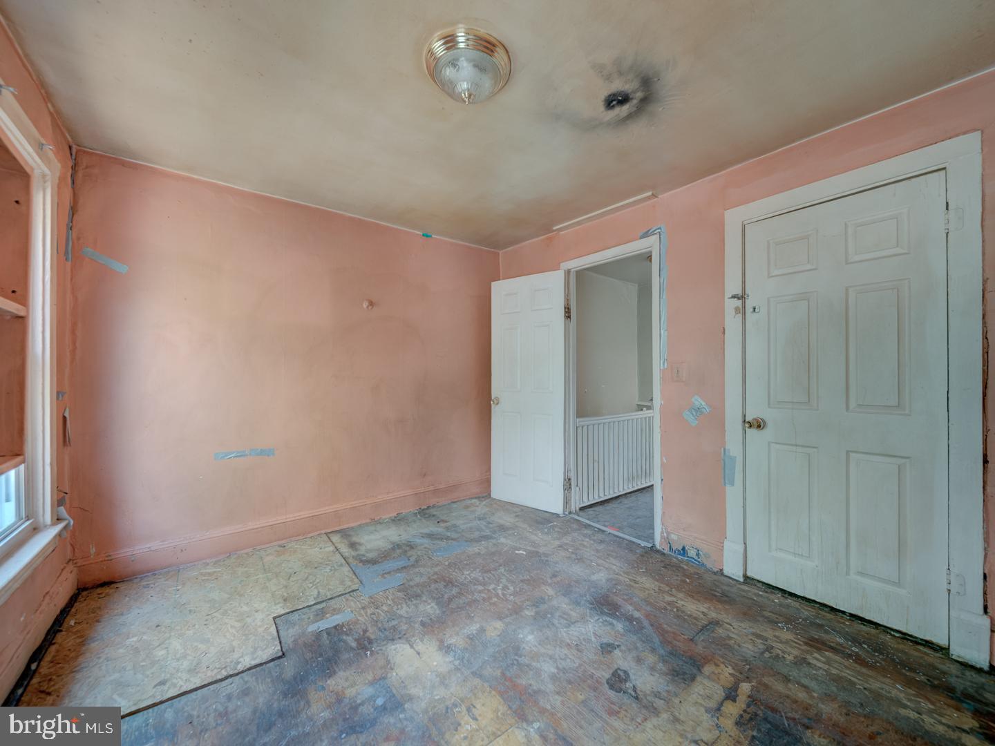 633 MORTON PL NE, WASHINGTON, District Of Columbia 20002, 2 Bedrooms Bedrooms, ,1 BathroomBathrooms,Residential,For sale,633 MORTON PL NE,DCDC2209644 MLS # DCDC2209644