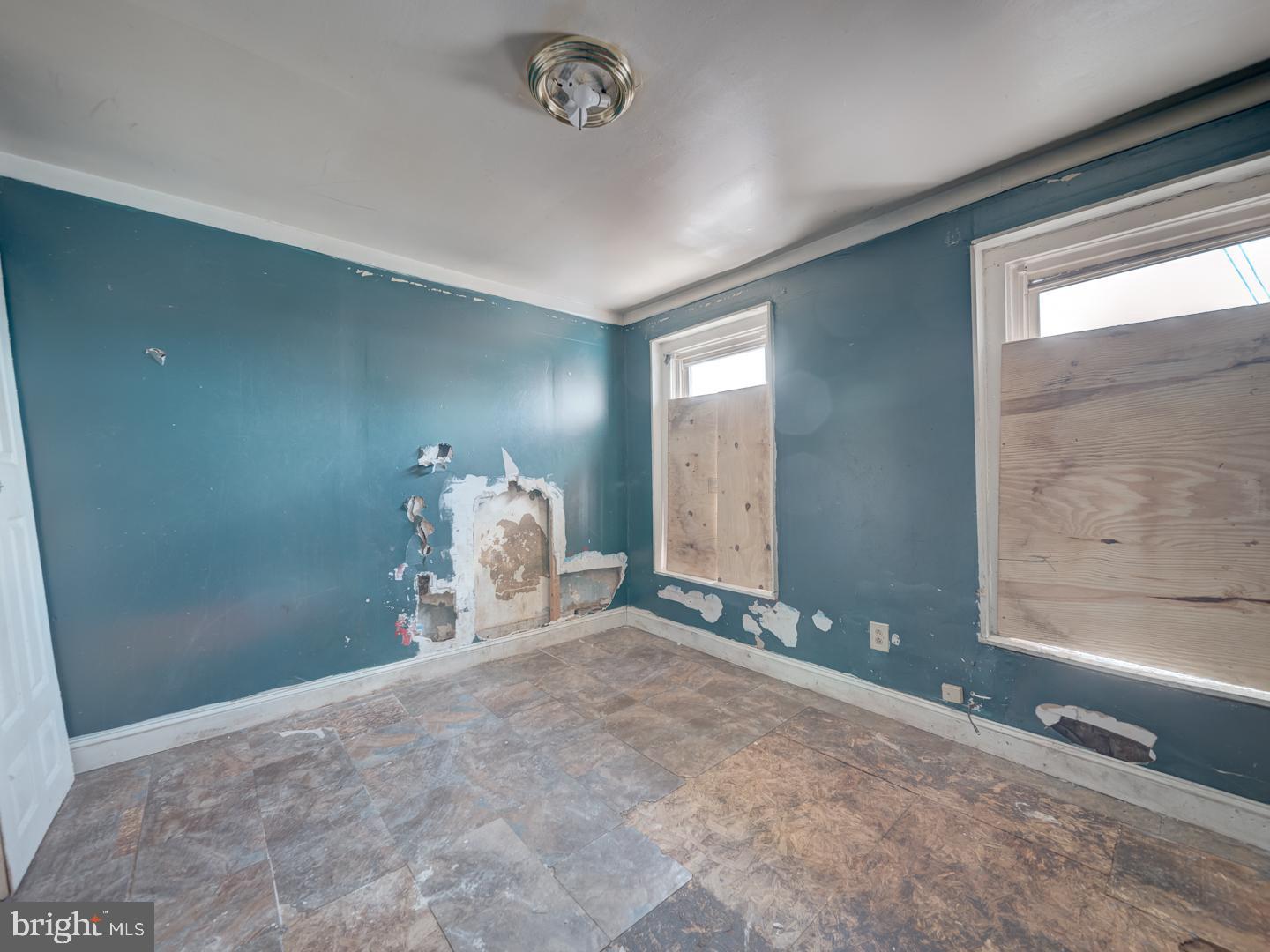 633 MORTON PL NE, WASHINGTON, District Of Columbia 20002, 2 Bedrooms Bedrooms, ,1 BathroomBathrooms,Residential,For sale,633 MORTON PL NE,DCDC2209644 MLS # DCDC2209644