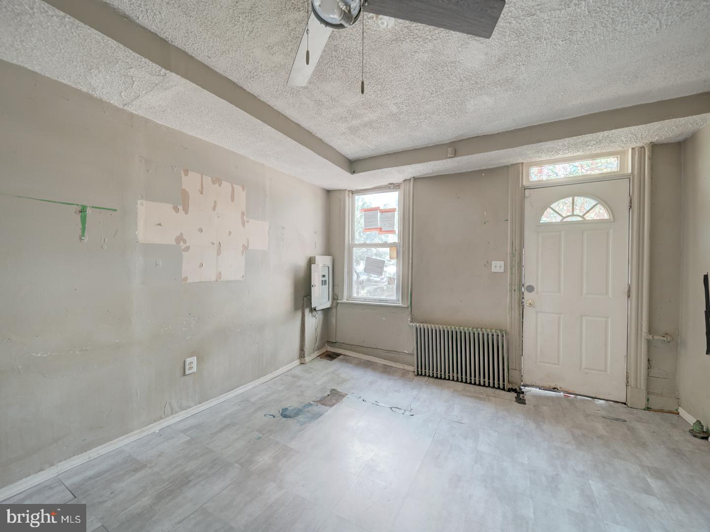 633 MORTON PL NE, WASHINGTON, District Of Columbia 20002, 2 Bedrooms Bedrooms, ,1 BathroomBathrooms,Residential,For sale,633 MORTON PL NE,DCDC2209644 MLS # DCDC2209644