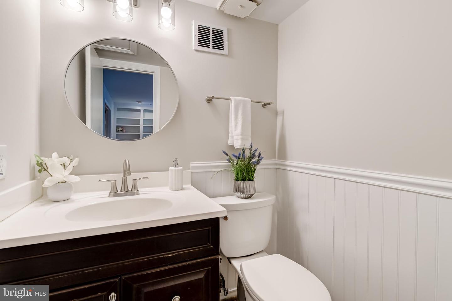11393 BANTRY TER, FAIRFAX, Virginia 22030, 5 Bedrooms Bedrooms, ,2 BathroomsBathrooms,Residential,For sale,11393 BANTRY TER,VAFX2254898 MLS # VAFX2254898