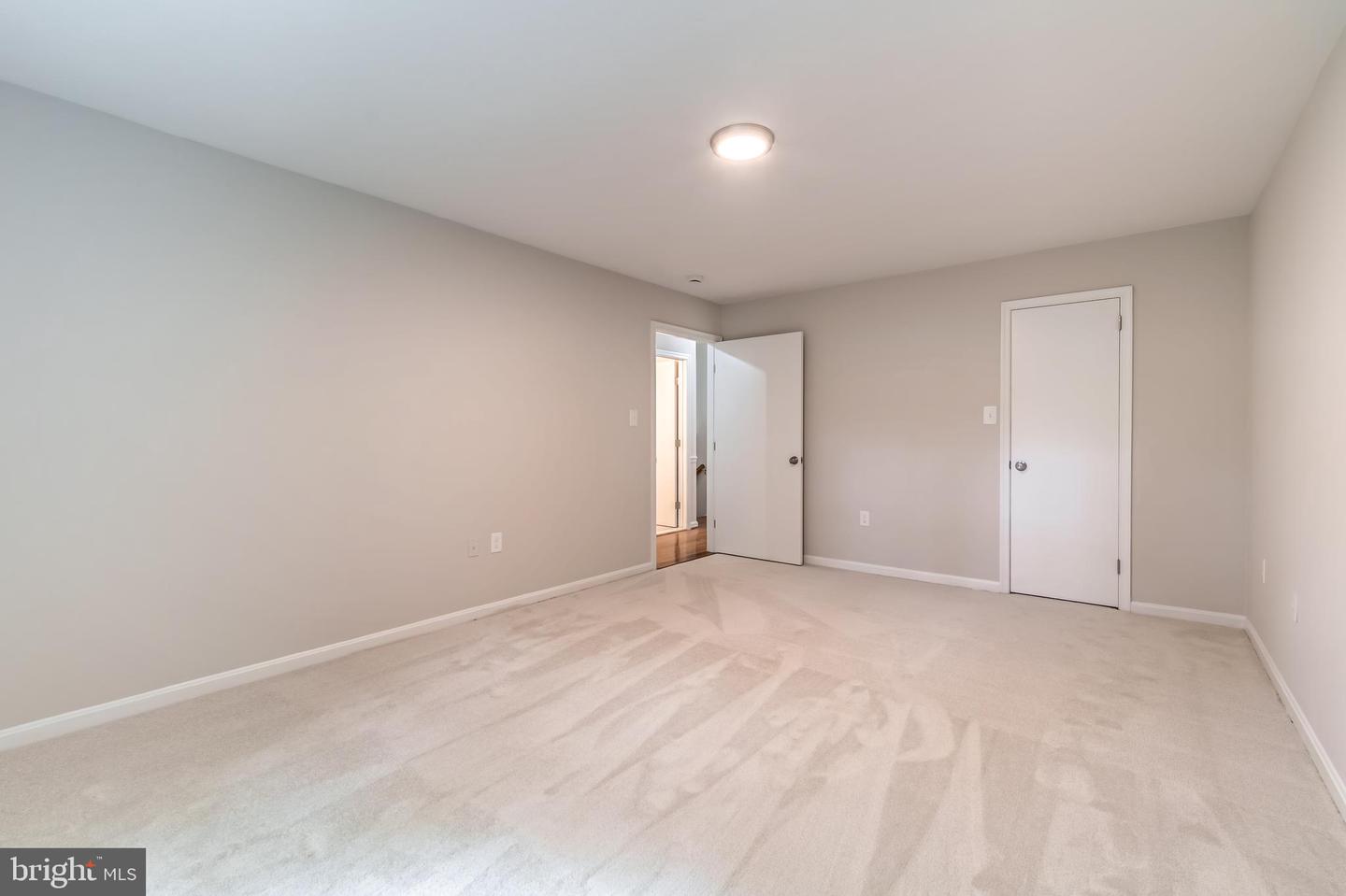 11393 BANTRY TER, FAIRFAX, Virginia 22030, 5 Bedrooms Bedrooms, ,2 BathroomsBathrooms,Residential,For sale,11393 BANTRY TER,VAFX2254898 MLS # VAFX2254898