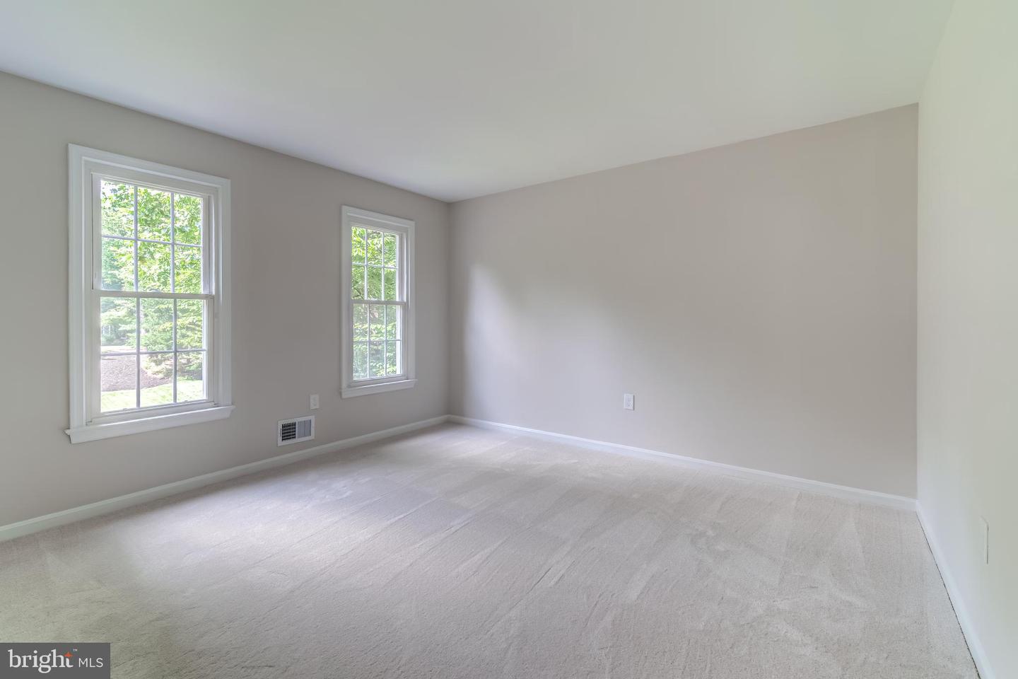 11393 BANTRY TER, FAIRFAX, Virginia 22030, 5 Bedrooms Bedrooms, ,2 BathroomsBathrooms,Residential,For sale,11393 BANTRY TER,VAFX2254898 MLS # VAFX2254898