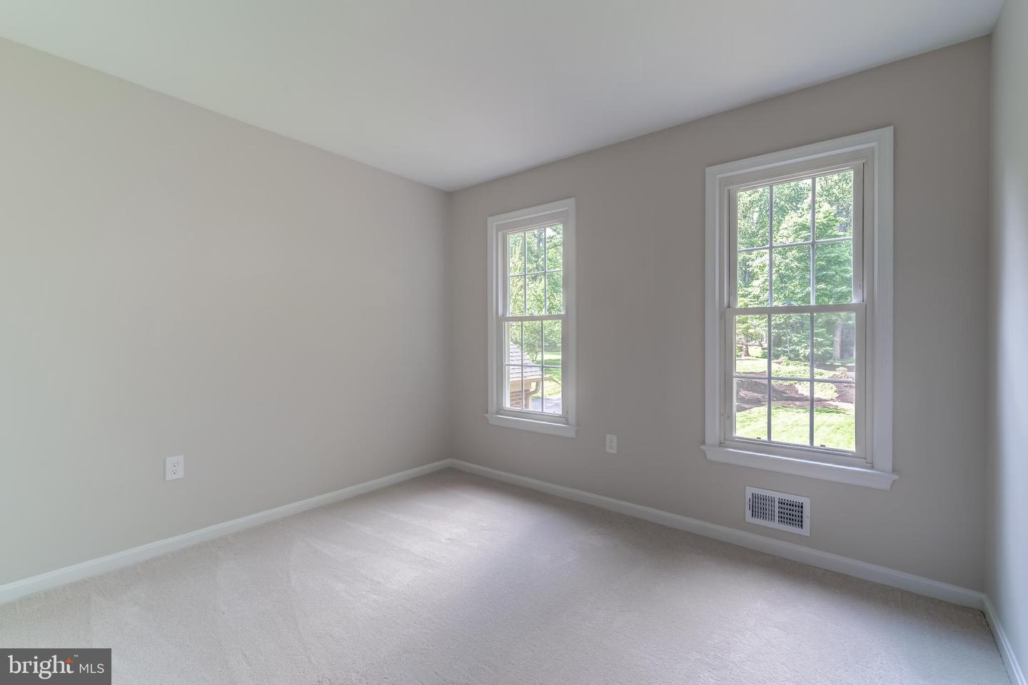 11393 BANTRY TER, FAIRFAX, Virginia 22030, 5 Bedrooms Bedrooms, ,2 BathroomsBathrooms,Residential,For sale,11393 BANTRY TER,VAFX2254898 MLS # VAFX2254898