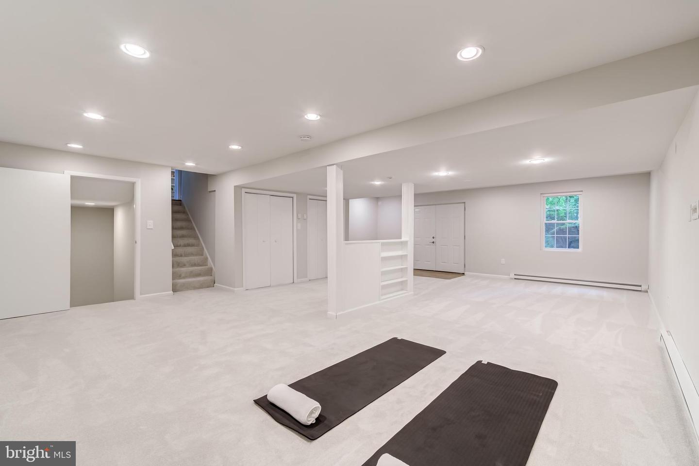 11393 BANTRY TER, FAIRFAX, Virginia 22030, 5 Bedrooms Bedrooms, ,2 BathroomsBathrooms,Residential,For sale,11393 BANTRY TER,VAFX2254898 MLS # VAFX2254898
