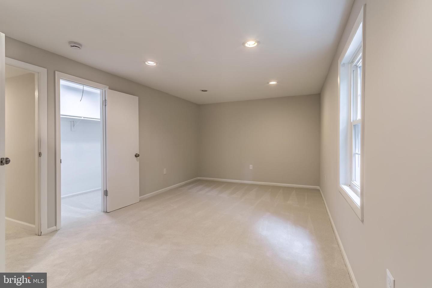 11393 BANTRY TER, FAIRFAX, Virginia 22030, 5 Bedrooms Bedrooms, ,2 BathroomsBathrooms,Residential,For sale,11393 BANTRY TER,VAFX2254898 MLS # VAFX2254898