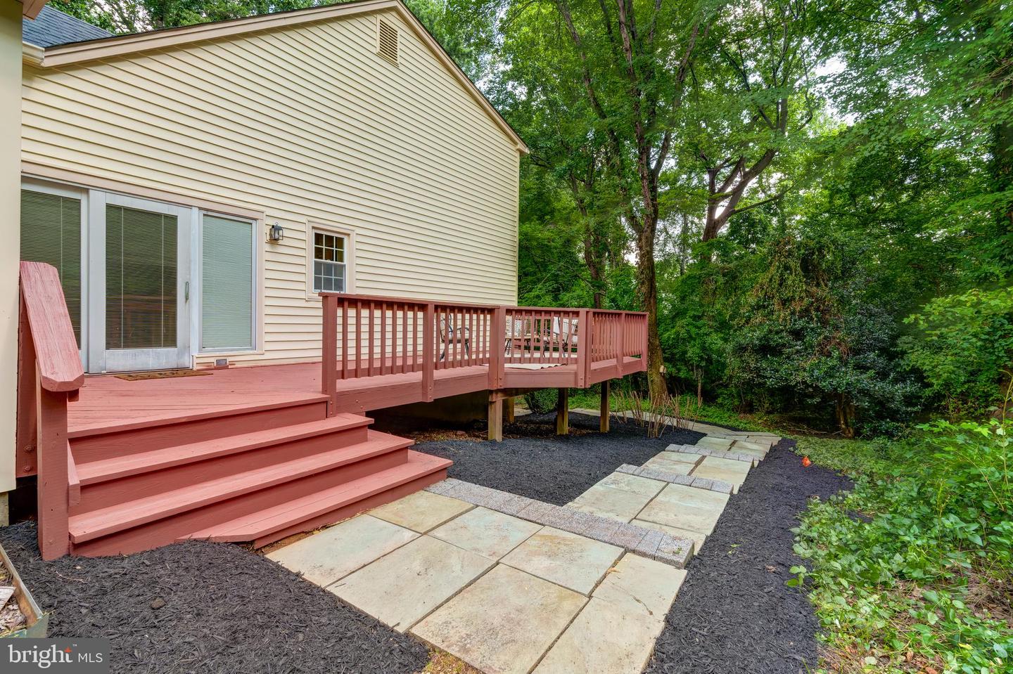 11393 BANTRY TER, FAIRFAX, Virginia 22030, 5 Bedrooms Bedrooms, ,2 BathroomsBathrooms,Residential,For sale,11393 BANTRY TER,VAFX2254898 MLS # VAFX2254898