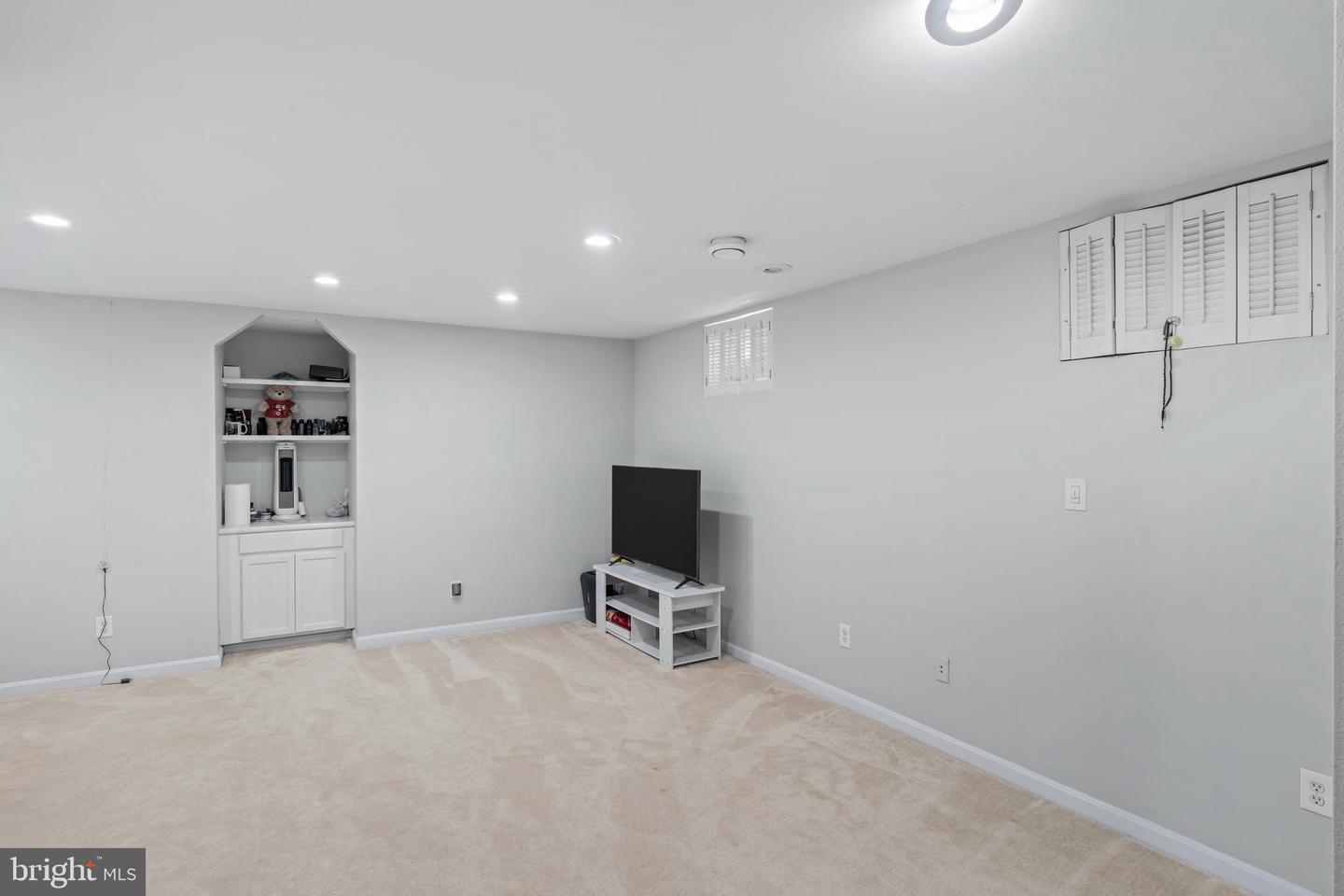 12215 CONVEYOR CT, BRISTOW, Virginia 20136, 4 Bedrooms Bedrooms, ,3 BathroomsBathrooms,Residential,For sale,12215 CONVEYOR CT,VAPW2099046 MLS # VAPW2099046