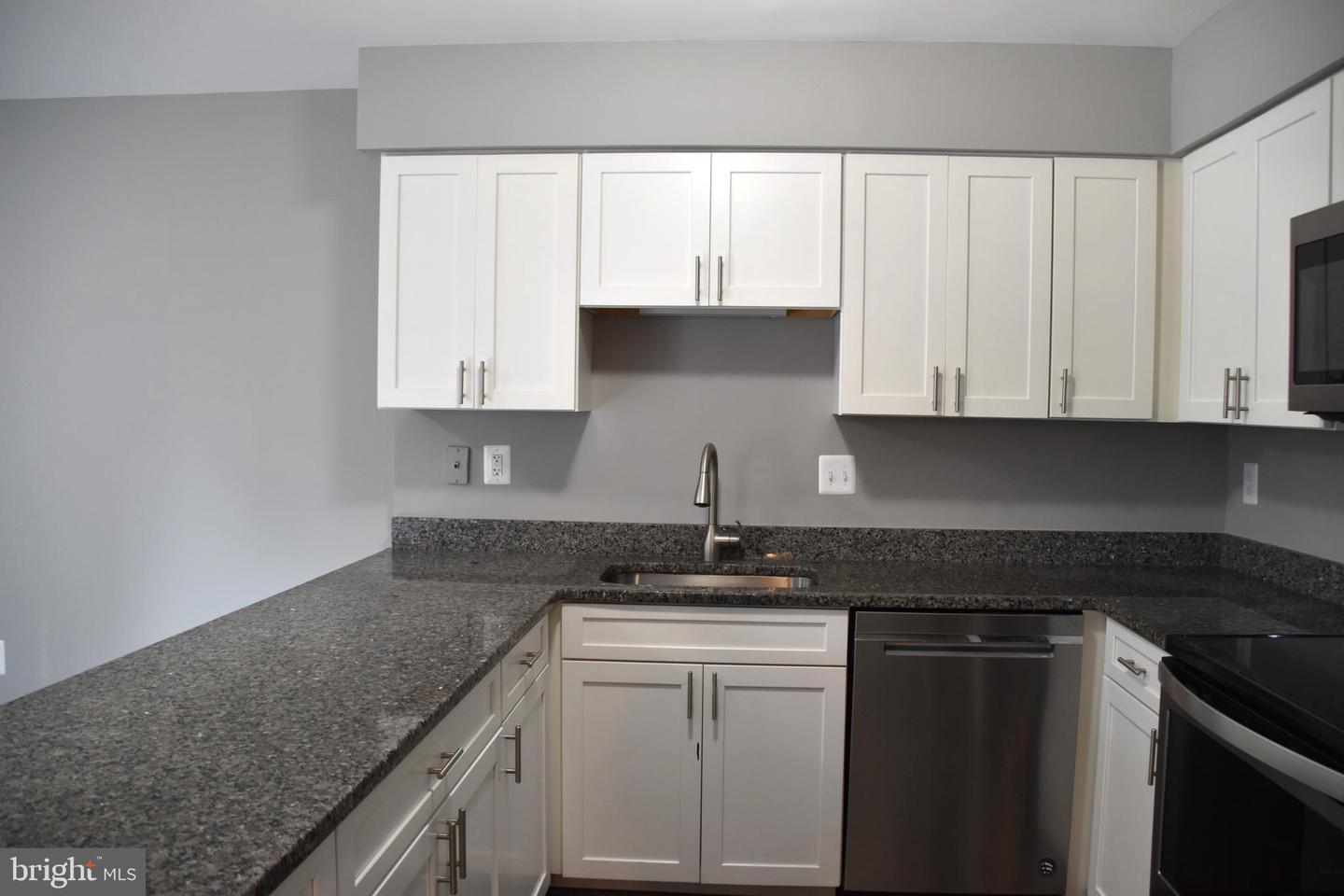 892 SMARTTS LN NE, LEESBURG, Virginia 20176, 3 Bedrooms Bedrooms, ,2 BathroomsBathrooms,Residential,For sale,892 SMARTTS LN NE,VALO2102884 MLS # VALO2102884