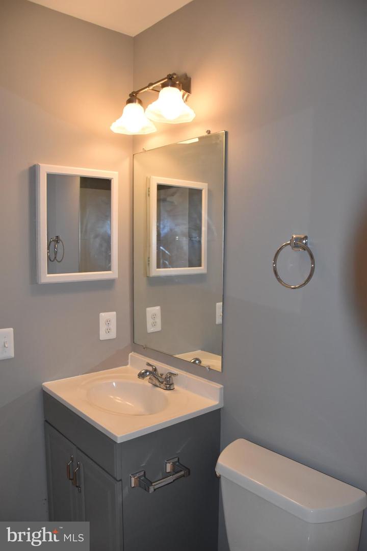892 SMARTTS LN NE, LEESBURG, Virginia 20176, 3 Bedrooms Bedrooms, ,2 BathroomsBathrooms,Residential,For sale,892 SMARTTS LN NE,VALO2102884 MLS # VALO2102884
