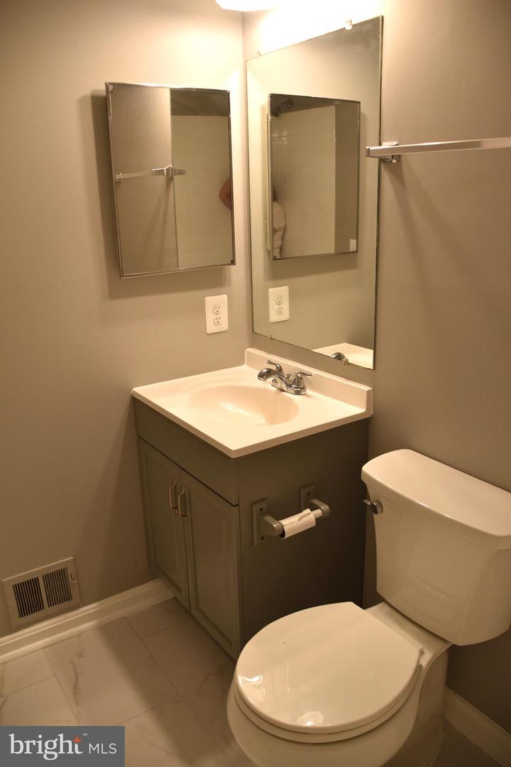 892 SMARTTS LN NE, LEESBURG, Virginia 20176, 3 Bedrooms Bedrooms, ,2 BathroomsBathrooms,Residential,For sale,892 SMARTTS LN NE,VALO2102884 MLS # VALO2102884
