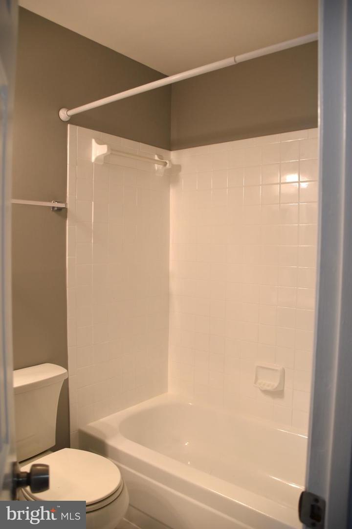 892 SMARTTS LN NE, LEESBURG, Virginia 20176, 3 Bedrooms Bedrooms, ,2 BathroomsBathrooms,Residential,For sale,892 SMARTTS LN NE,VALO2102884 MLS # VALO2102884