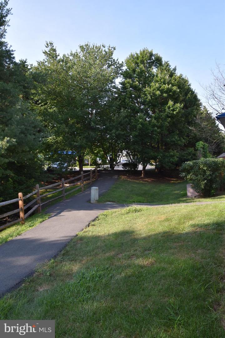 892 SMARTTS LN NE, LEESBURG, Virginia 20176, 3 Bedrooms Bedrooms, ,2 BathroomsBathrooms,Residential,For sale,892 SMARTTS LN NE,VALO2102884 MLS # VALO2102884