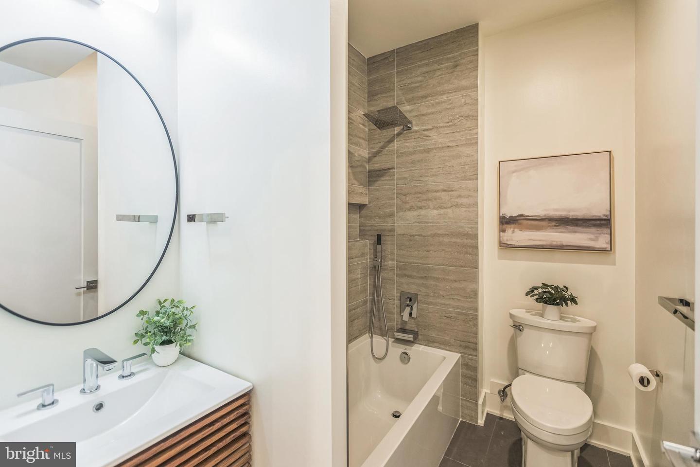 7125 GEORGIA AVE NW #4, WASHINGTON, District Of Columbia 20012, 2 Bedrooms Bedrooms, ,2 BathroomsBathrooms,Residential,For sale,7125 GEORGIA AVE NW #4,DCDC2211666 MLS # DCDC2211666