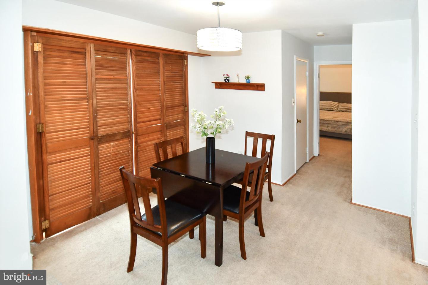 1519 S GEORGE MASON DR #10, ARLINGTON, Virginia 22204, 1 Bedroom Bedrooms, ,1 BathroomBathrooms,Residential,For sale,1519 S GEORGE MASON DR #10,VAAR2061092 MLS # VAAR2061092