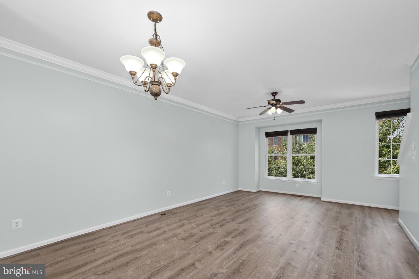 25136 MONTEITH TER, CHANTILLY, Virginia 20152, 3 Bedrooms Bedrooms, ,3 BathroomsBathrooms,Residential,For sale,25136 MONTEITH TER,VALO2102678 MLS # VALO2102678