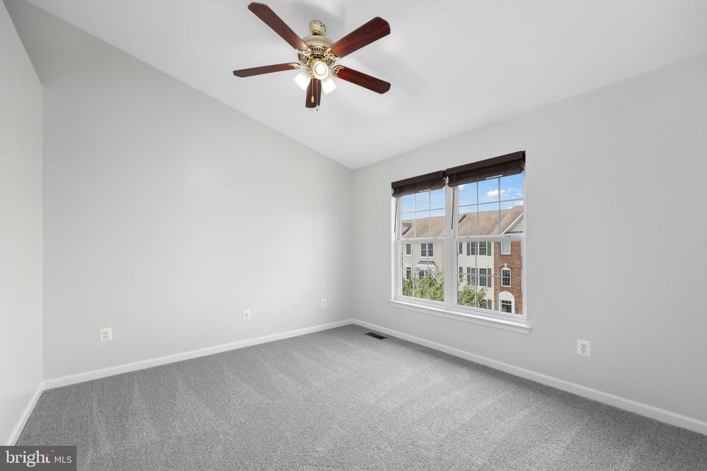 25136 MONTEITH TER, CHANTILLY, Virginia 20152, 3 Bedrooms Bedrooms, ,3 BathroomsBathrooms,Residential,For sale,25136 MONTEITH TER,VALO2102678 MLS # VALO2102678