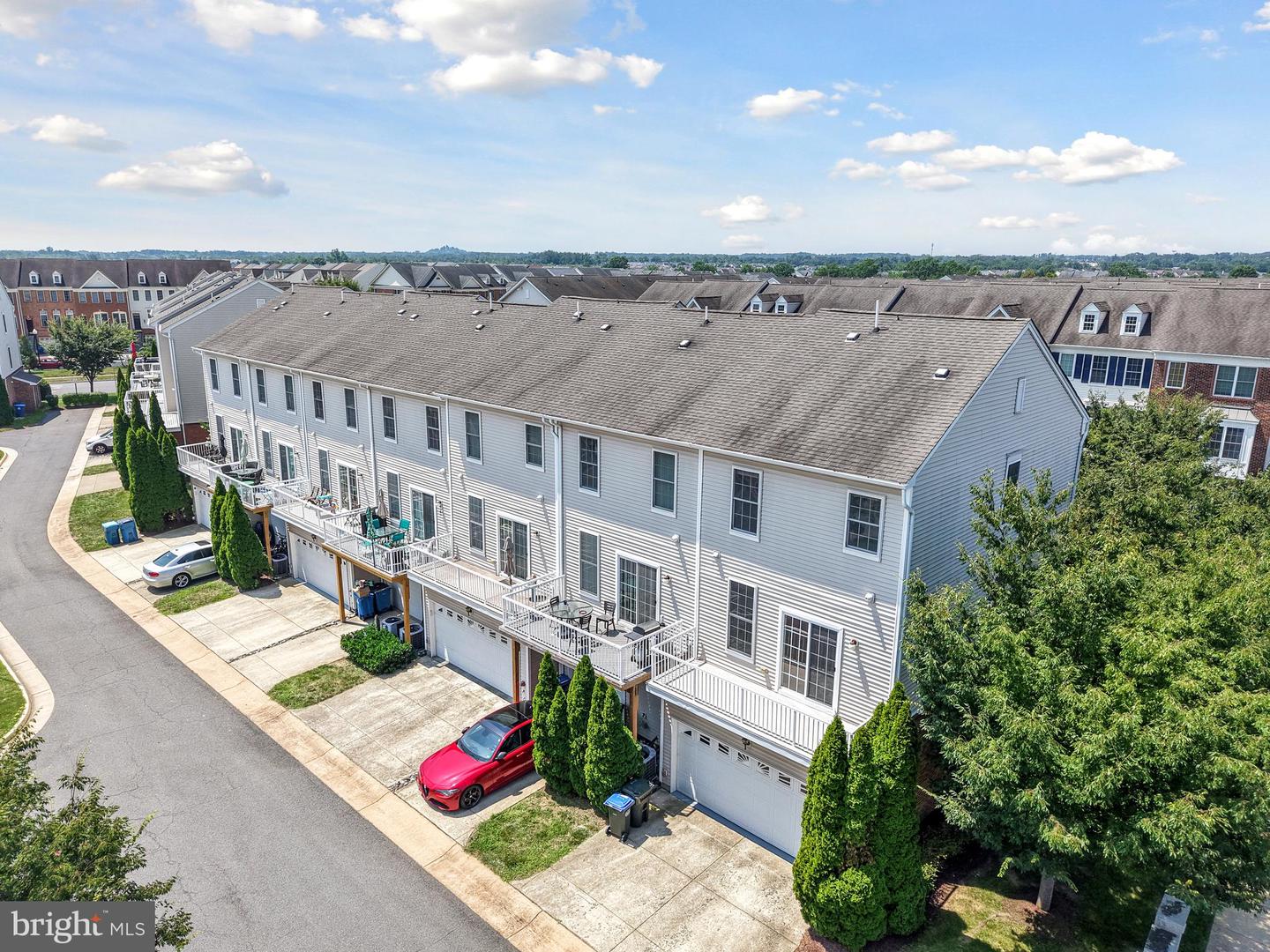 25136 MONTEITH TER, CHANTILLY, Virginia 20152, 3 Bedrooms Bedrooms, ,3 BathroomsBathrooms,Residential,For sale,25136 MONTEITH TER,VALO2102678 MLS # VALO2102678