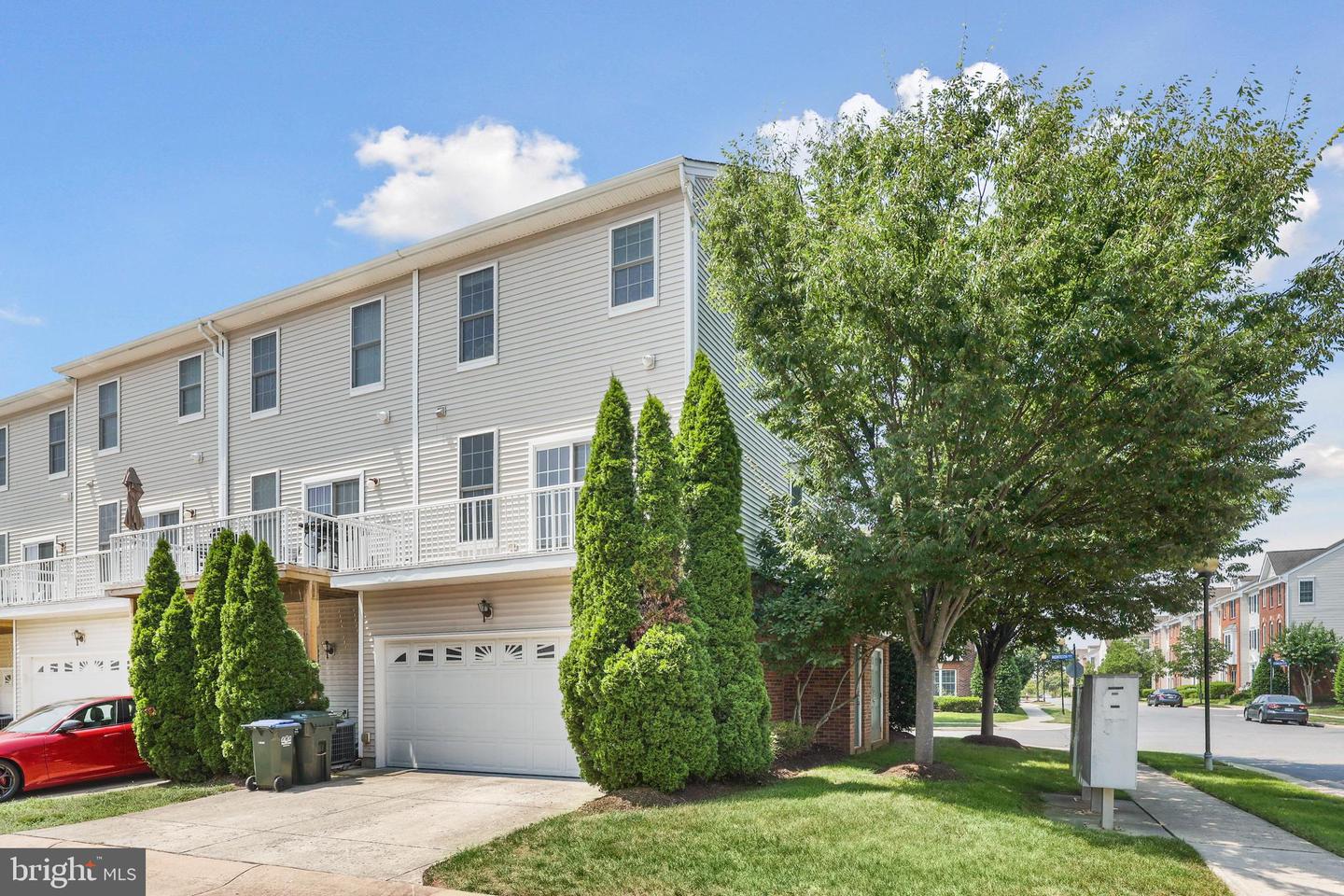25136 MONTEITH TER, CHANTILLY, Virginia 20152, 3 Bedrooms Bedrooms, ,3 BathroomsBathrooms,Residential,For sale,25136 MONTEITH TER,VALO2102678 MLS # VALO2102678