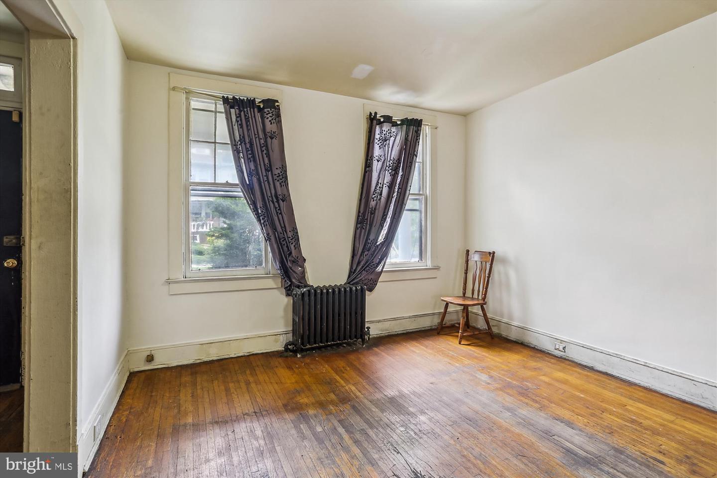 919 FARRAGUT ST NW, WASHINGTON, District Of Columbia 20011, 3 Bedrooms Bedrooms, ,1 BathroomBathrooms,Residential,For sale,919 FARRAGUT ST NW,DCDC2211542 MLS # DCDC2211542