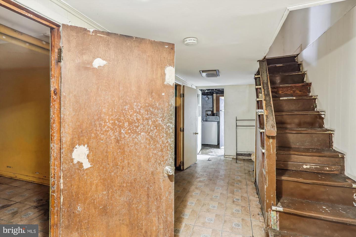 919 FARRAGUT ST NW, WASHINGTON, District Of Columbia 20011, 3 Bedrooms Bedrooms, ,1 BathroomBathrooms,Residential,For sale,919 FARRAGUT ST NW,DCDC2211542 MLS # DCDC2211542
