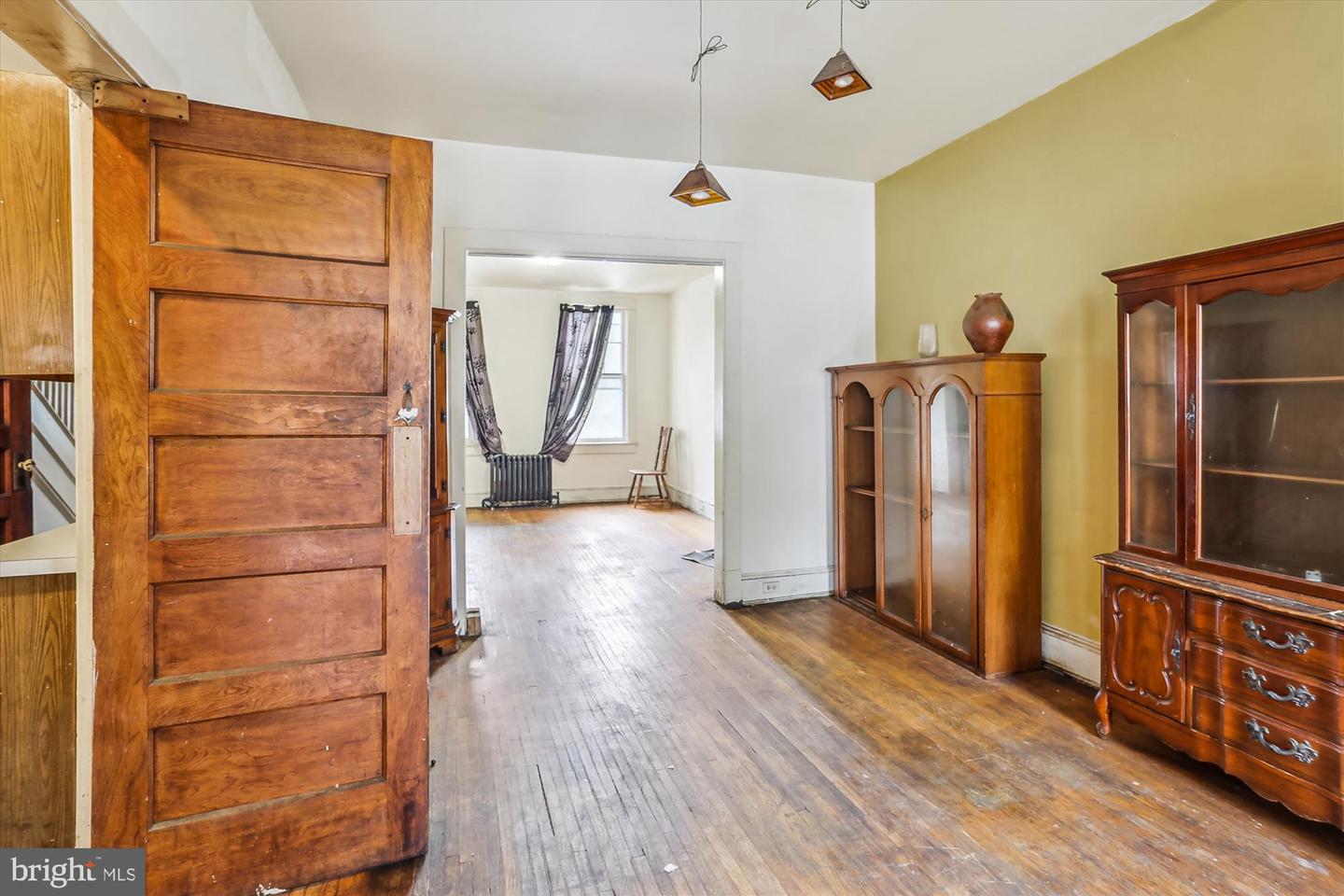 919 FARRAGUT ST NW, WASHINGTON, District Of Columbia 20011, 3 Bedrooms Bedrooms, ,1 BathroomBathrooms,Residential,For sale,919 FARRAGUT ST NW,DCDC2211542 MLS # DCDC2211542