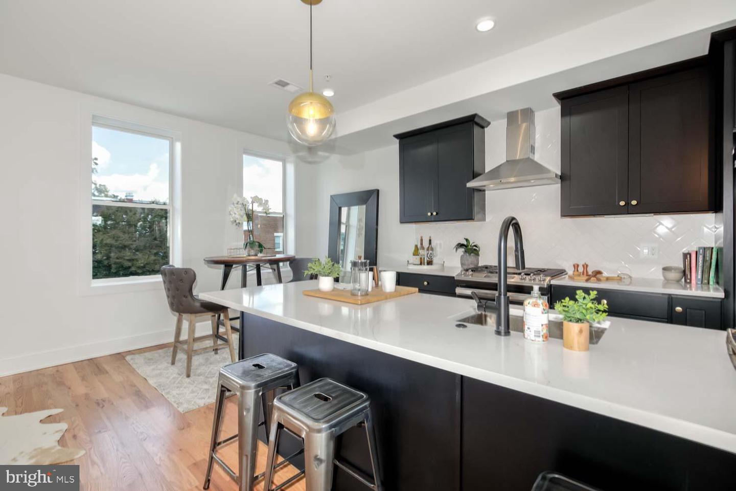 426 MANOR PL NW #C, WASHINGTON, District Of Columbia 20010, 3 Bedrooms Bedrooms, ,2 BathroomsBathrooms,Residential,For sale,426 MANOR PL NW #C,DCDC2211622 MLS # DCDC2211622