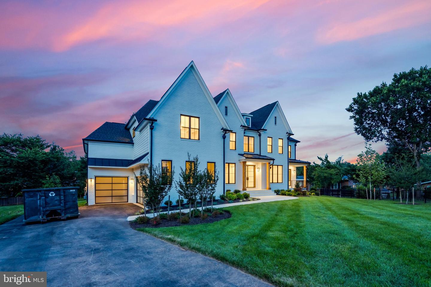 11410 WAPLES MILL RD, OAKTON, Virginia 22124, 5 Bedrooms Bedrooms, ,5 BathroomsBathrooms,Residential,For sale,11410 WAPLES MILL RD,VAFX2256968 MLS # VAFX2256968