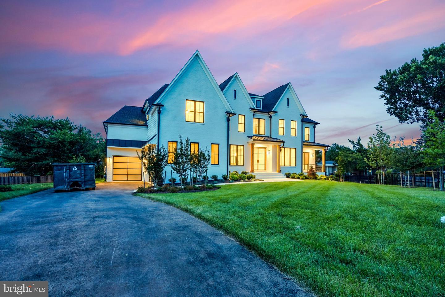 11410 WAPLES MILL RD, OAKTON, Virginia 22124, 5 Bedrooms Bedrooms, ,5 BathroomsBathrooms,Residential,For sale,11410 WAPLES MILL RD,VAFX2256968 MLS # VAFX2256968