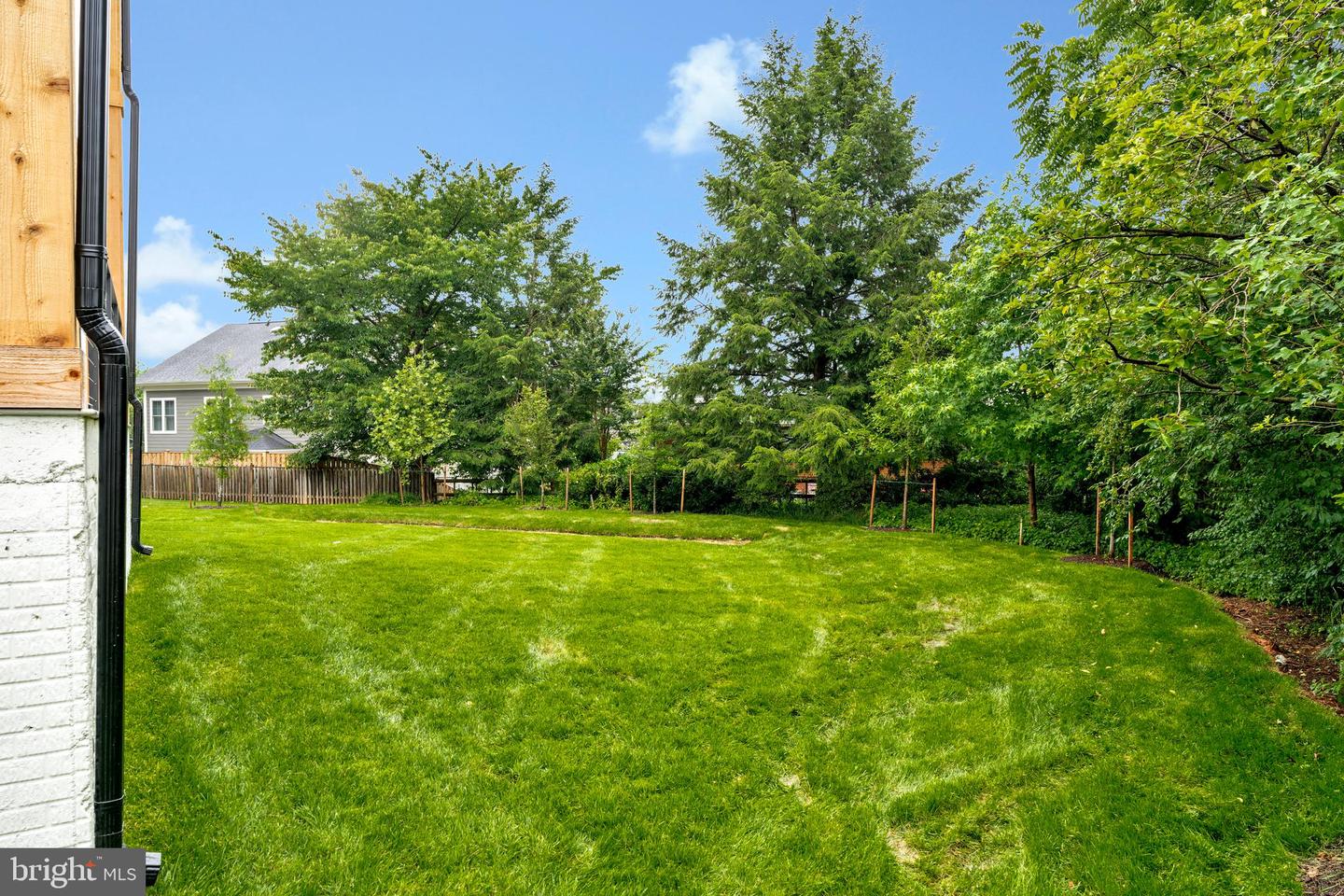 11410 WAPLES MILL RD, OAKTON, Virginia 22124, 5 Bedrooms Bedrooms, ,5 BathroomsBathrooms,Residential,For sale,11410 WAPLES MILL RD,VAFX2256968 MLS # VAFX2256968