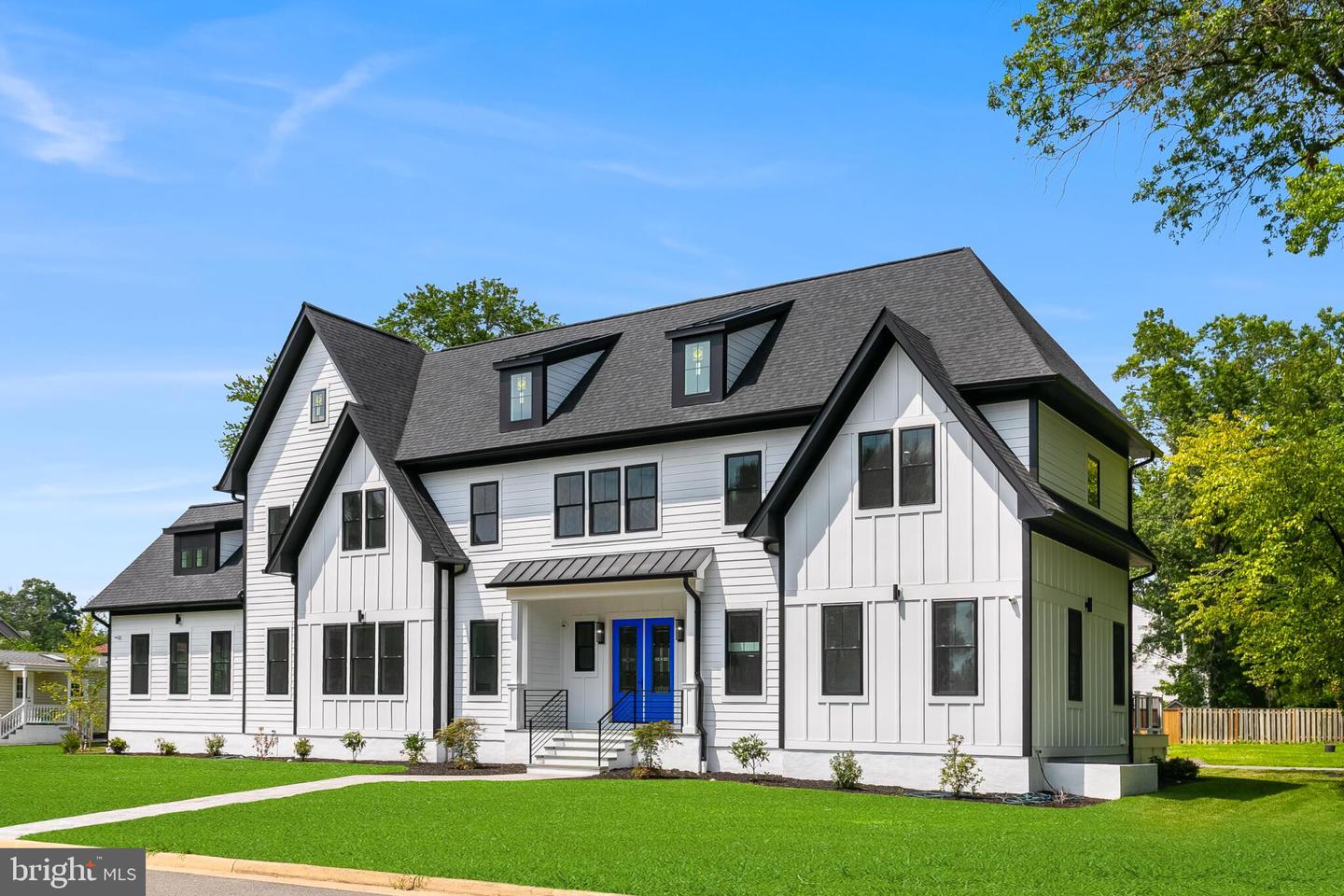 2817 DEREK RD, ALEXANDRIA, Virginia 22306, 6 Bedrooms Bedrooms, ,5 BathroomsBathrooms,Residential,For sale,2817 DEREK RD,VAFX2257250 MLS # VAFX2257250
