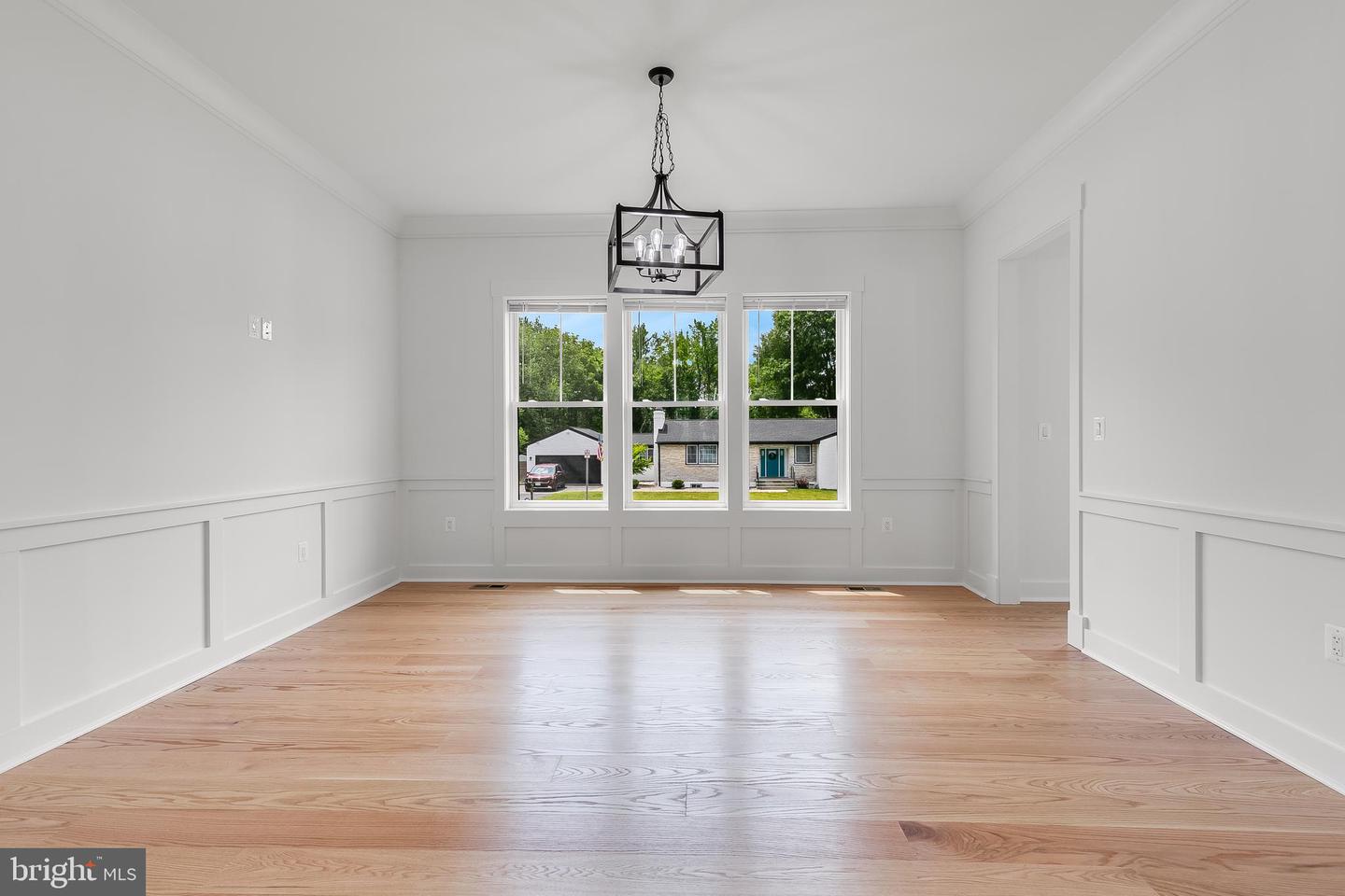 2817 DEREK RD, ALEXANDRIA, Virginia 22306, 6 Bedrooms Bedrooms, ,5 BathroomsBathrooms,Residential,For sale,2817 DEREK RD,VAFX2257250 MLS # VAFX2257250