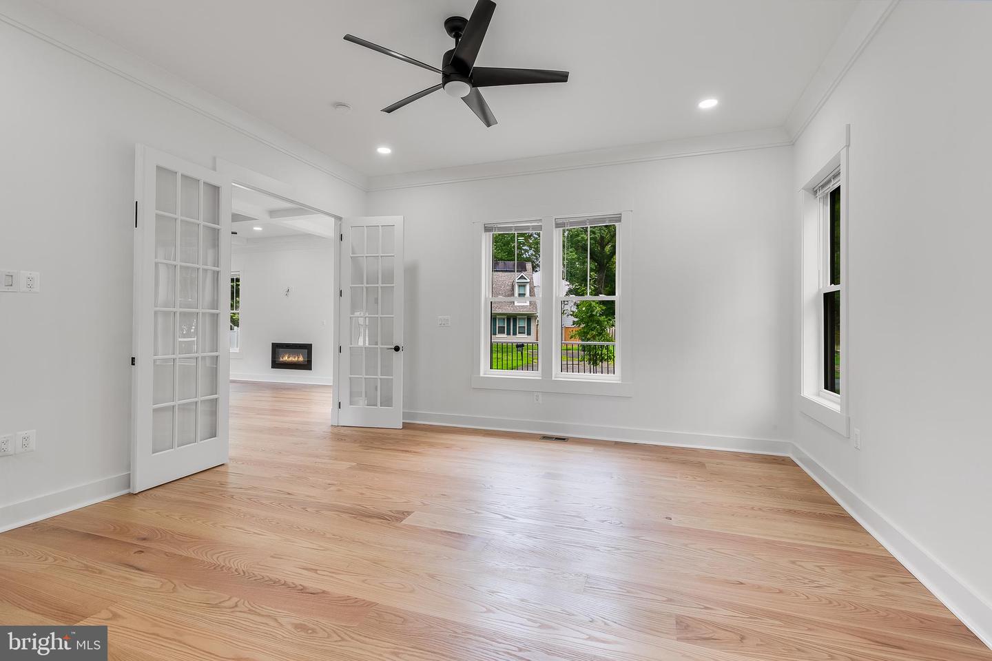 2817 DEREK RD, ALEXANDRIA, Virginia 22306, 6 Bedrooms Bedrooms, ,5 BathroomsBathrooms,Residential,For sale,2817 DEREK RD,VAFX2257250 MLS # VAFX2257250