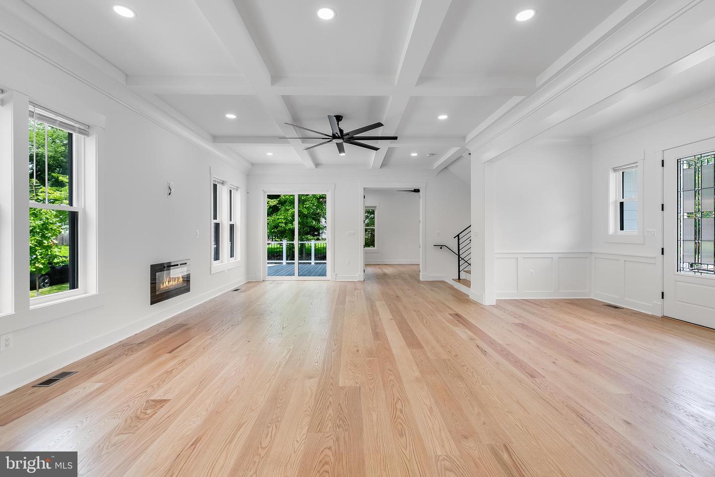 2817 DEREK RD, ALEXANDRIA, Virginia 22306, 6 Bedrooms Bedrooms, ,5 BathroomsBathrooms,Residential,For sale,2817 DEREK RD,VAFX2257250 MLS # VAFX2257250