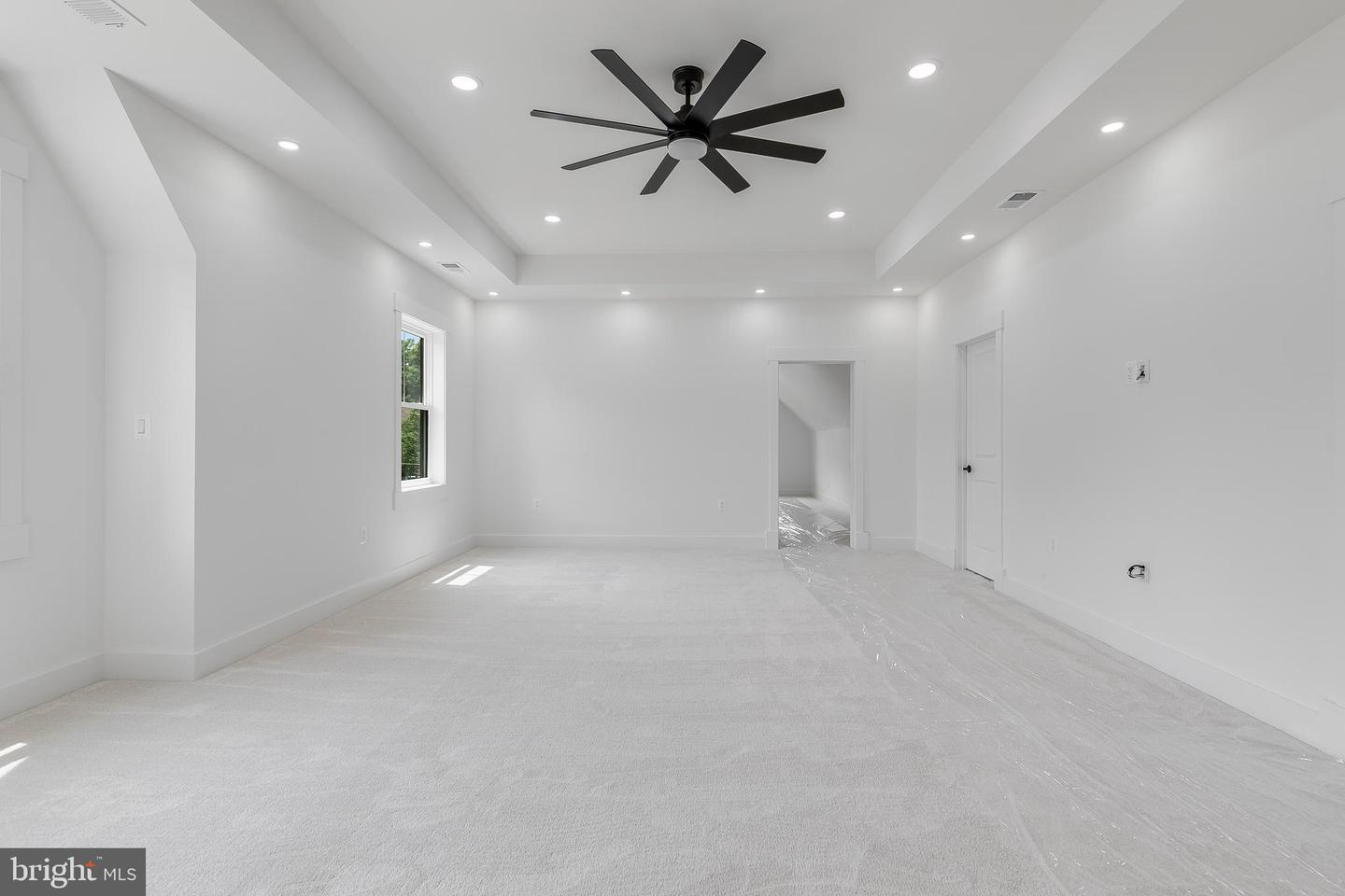 2817 DEREK RD, ALEXANDRIA, Virginia 22306, 6 Bedrooms Bedrooms, ,5 BathroomsBathrooms,Residential,For sale,2817 DEREK RD,VAFX2257250 MLS # VAFX2257250