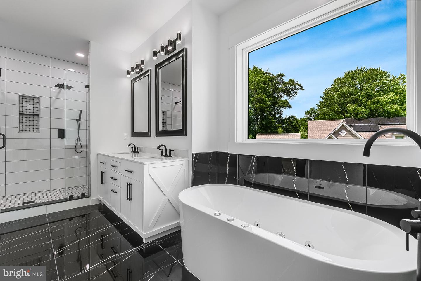 2817 DEREK RD, ALEXANDRIA, Virginia 22306, 6 Bedrooms Bedrooms, ,5 BathroomsBathrooms,Residential,For sale,2817 DEREK RD,VAFX2257250 MLS # VAFX2257250