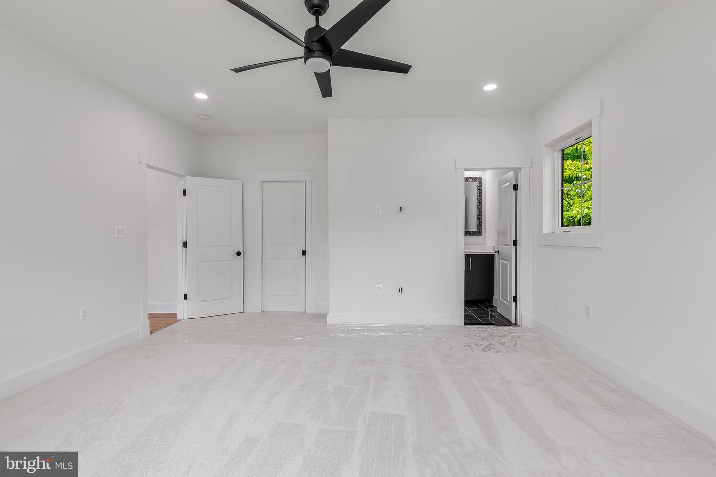 2817 DEREK RD, ALEXANDRIA, Virginia 22306, 6 Bedrooms Bedrooms, ,5 BathroomsBathrooms,Residential,For sale,2817 DEREK RD,VAFX2257250 MLS # VAFX2257250