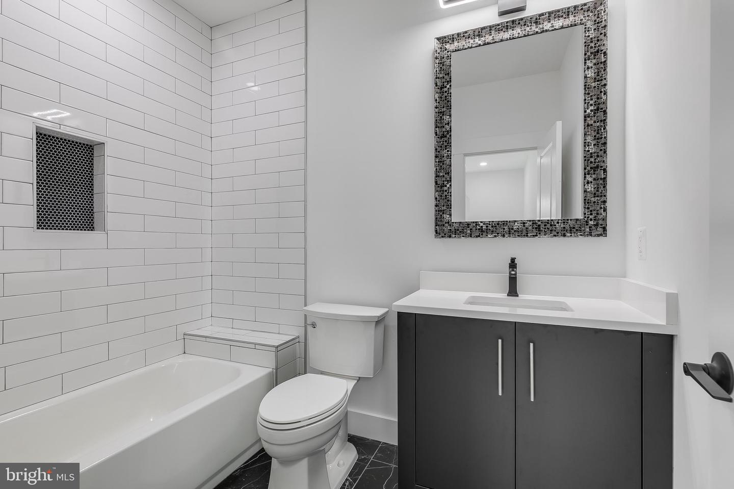 2817 DEREK RD, ALEXANDRIA, Virginia 22306, 6 Bedrooms Bedrooms, ,5 BathroomsBathrooms,Residential,For sale,2817 DEREK RD,VAFX2257250 MLS # VAFX2257250