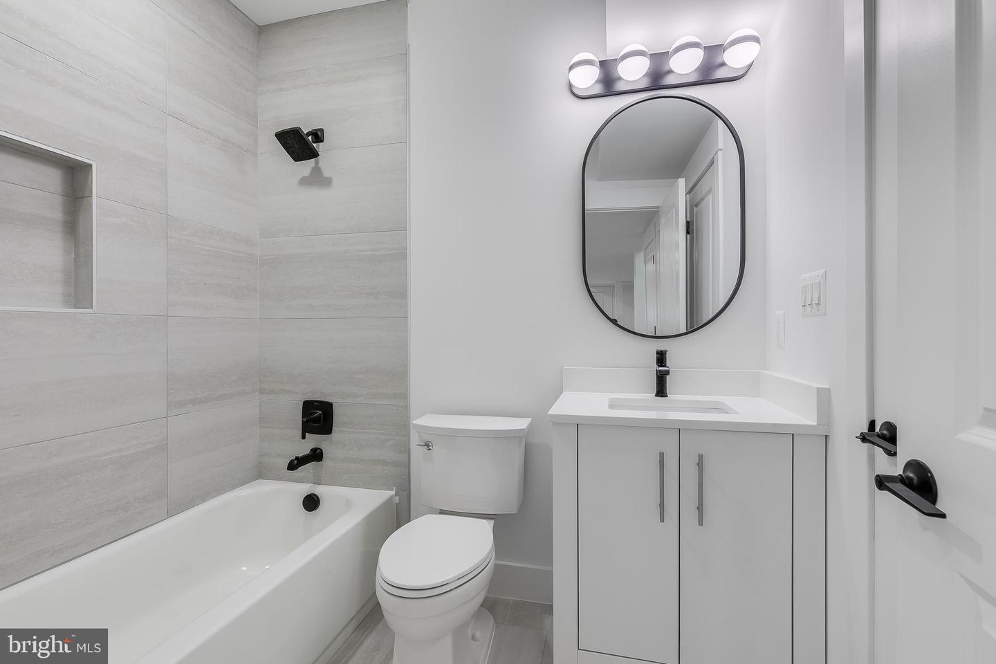2817 DEREK RD, ALEXANDRIA, Virginia 22306, 6 Bedrooms Bedrooms, ,5 BathroomsBathrooms,Residential,For sale,2817 DEREK RD,VAFX2257250 MLS # VAFX2257250