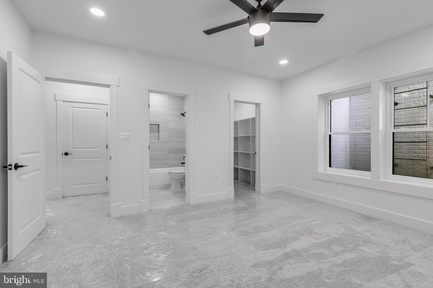 2817 DEREK RD, ALEXANDRIA, Virginia 22306, 6 Bedrooms Bedrooms, ,5 BathroomsBathrooms,Residential,For sale,2817 DEREK RD,VAFX2257250 MLS # VAFX2257250