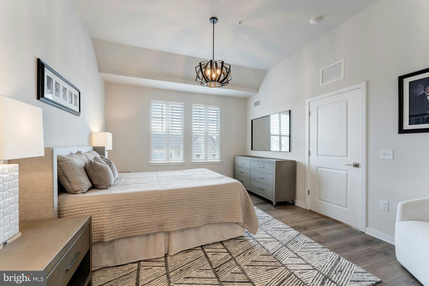 750 MOUNT AIRY TER NE #402, LEESBURG, Virginia 20176, 2 Bedrooms Bedrooms, ,2 BathroomsBathrooms,Residential,For sale,750 MOUNT AIRY TER NE #402,VALO2103068 MLS # VALO2103068
