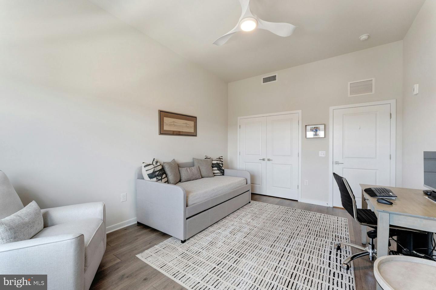 750 MOUNT AIRY TER NE #402, LEESBURG, Virginia 20176, 2 Bedrooms Bedrooms, ,2 BathroomsBathrooms,Residential,For sale,750 MOUNT AIRY TER NE #402,VALO2103068 MLS # VALO2103068