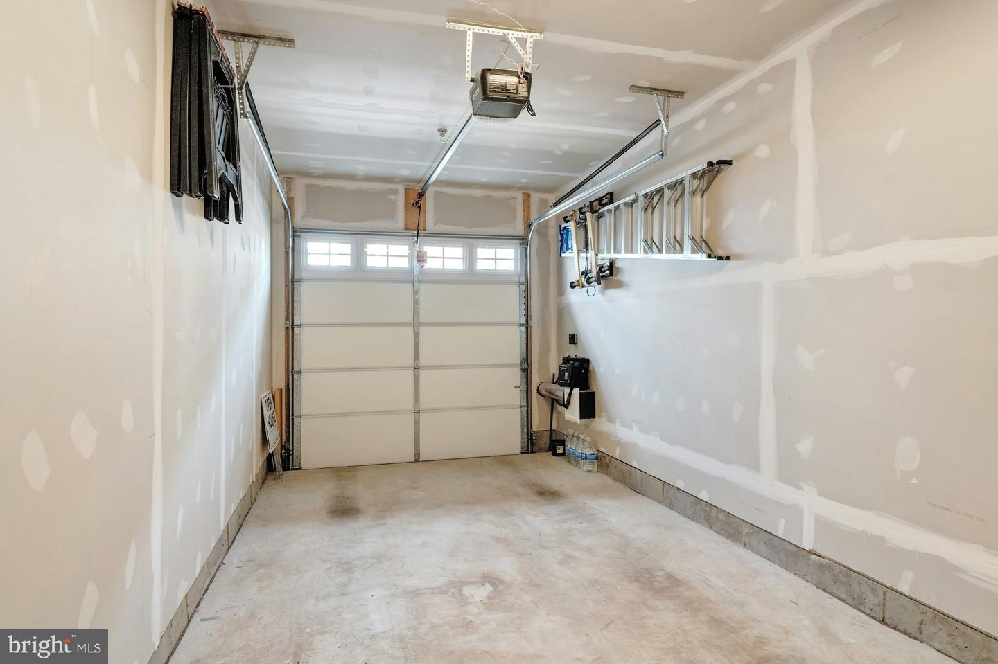 750 MOUNT AIRY TER NE #402, LEESBURG, Virginia 20176, 2 Bedrooms Bedrooms, ,2 BathroomsBathrooms,Residential,For sale,750 MOUNT AIRY TER NE #402,VALO2103068 MLS # VALO2103068