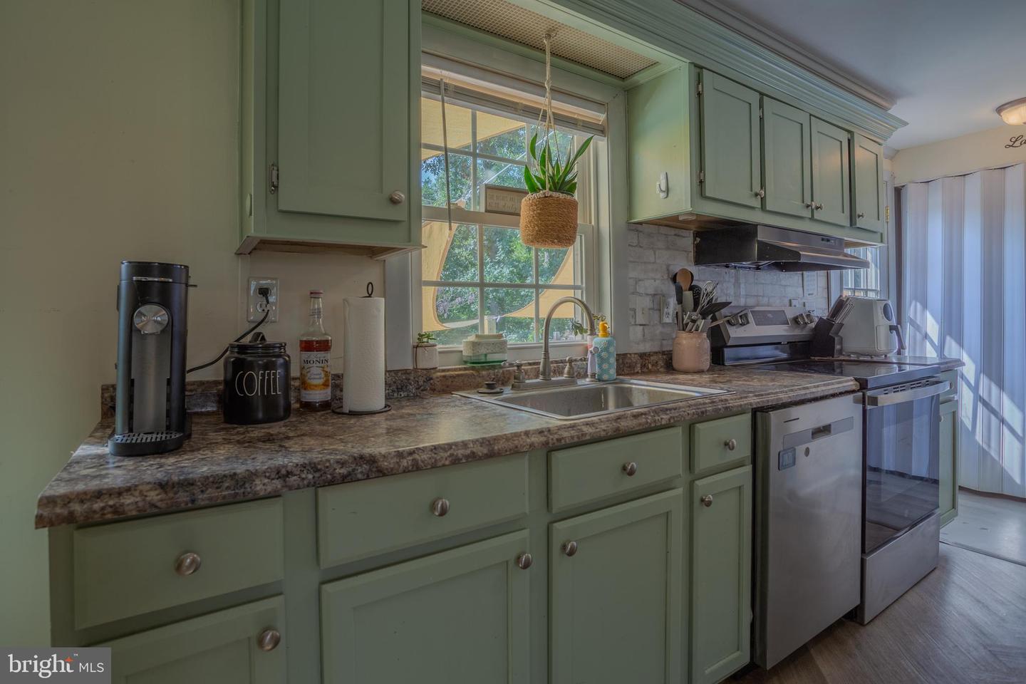 109 LAKE SEVER DR, WINCHESTER, Virginia 22603, 3 Bedrooms Bedrooms, ,2 BathroomsBathrooms,Residential,For sale,109 LAKE SEVER DR,VAFV2035644 MLS # VAFV2035644