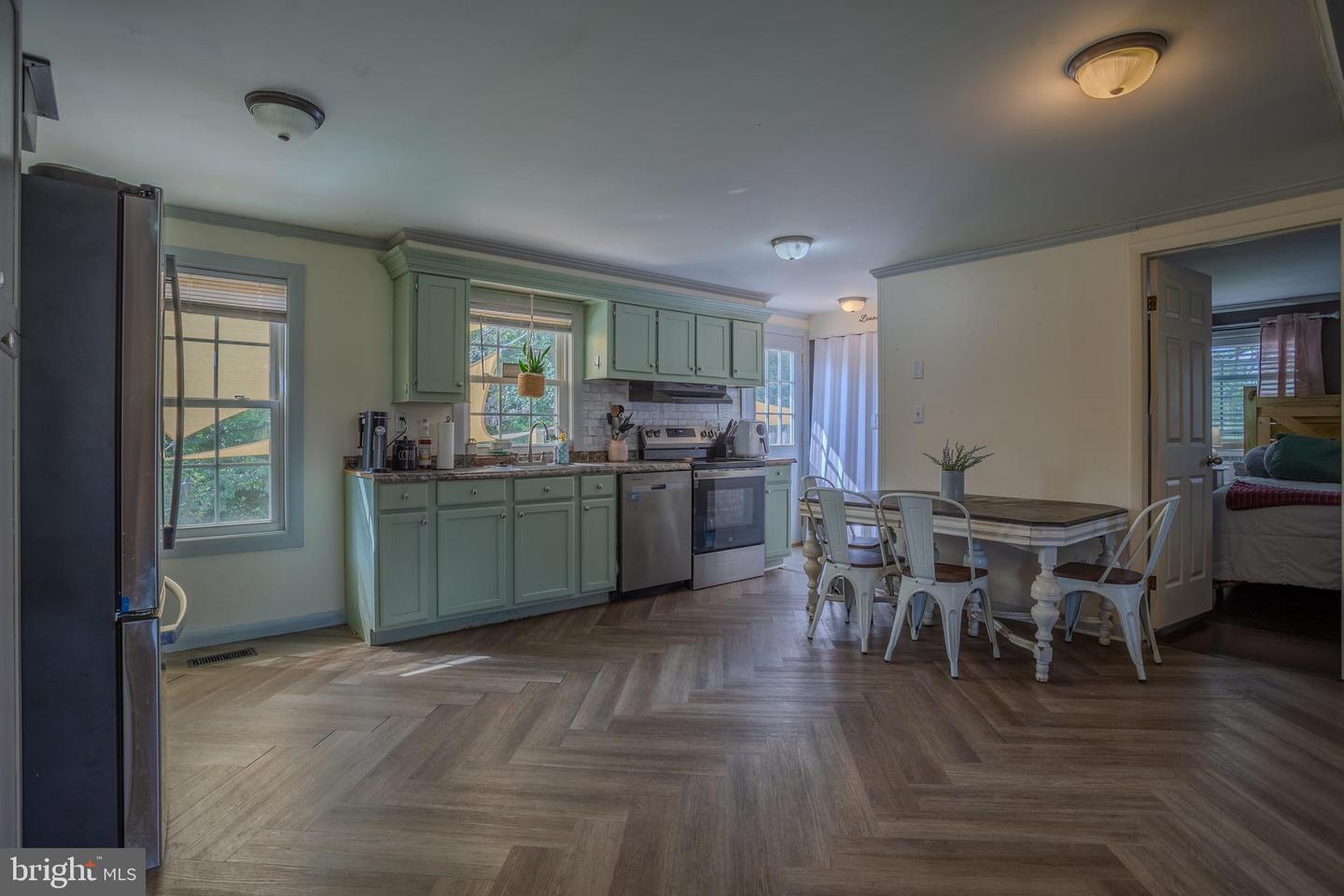 109 LAKE SEVER DR, WINCHESTER, Virginia 22603, 3 Bedrooms Bedrooms, ,2 BathroomsBathrooms,Residential,For sale,109 LAKE SEVER DR,VAFV2035644 MLS # VAFV2035644