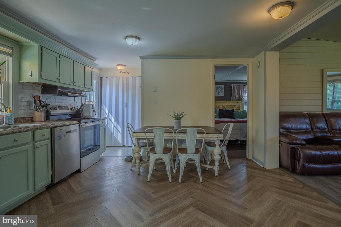 109 LAKE SEVER DR, WINCHESTER, Virginia 22603, 3 Bedrooms Bedrooms, ,2 BathroomsBathrooms,Residential,For sale,109 LAKE SEVER DR,VAFV2035644 MLS # VAFV2035644
