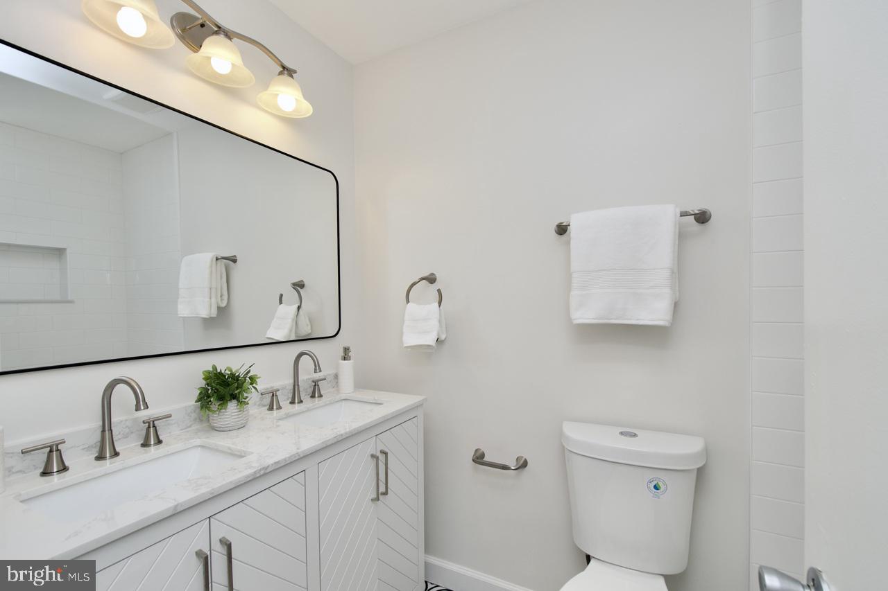 3081 HAWTHORNE DR NE #3081, WASHINGTON, District Of Columbia 20017, 2 Bedrooms Bedrooms, ,2 BathroomsBathrooms,Residential,For sale,3081 HAWTHORNE DR NE #3081,DCDC2211992 MLS # DCDC2211992