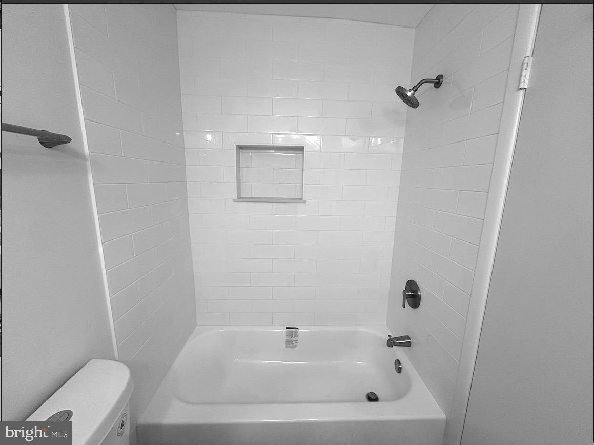 3081 HAWTHORNE DR NE #3081, WASHINGTON, District Of Columbia 20017, 2 Bedrooms Bedrooms, ,2 BathroomsBathrooms,Residential,For sale,3081 HAWTHORNE DR NE #3081,DCDC2211992 MLS # DCDC2211992